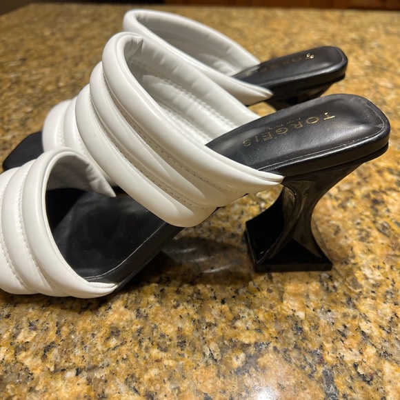 TORGEIS New York Size  10 - Picture 4 of 13